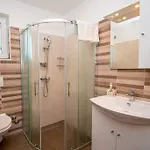 Villa Charming With Pool And Jacuzzi Pula