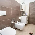 Charming With Pool And Jacuzzi * Pula
